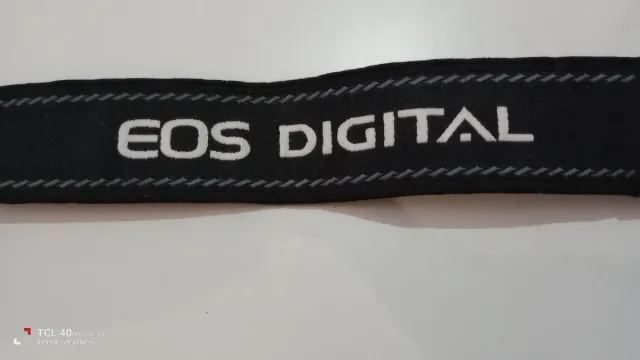 Correa Canon EOS Digital