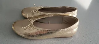 Bailarinas doradas Zara Talla 33