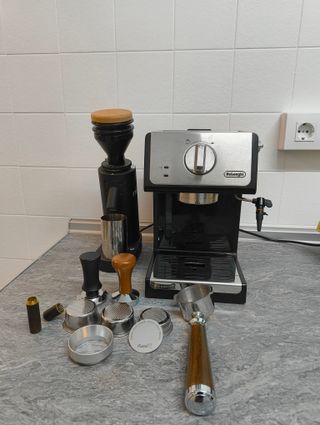 Kit Espresso DeLonghi ECP + molinillo ITOP 40