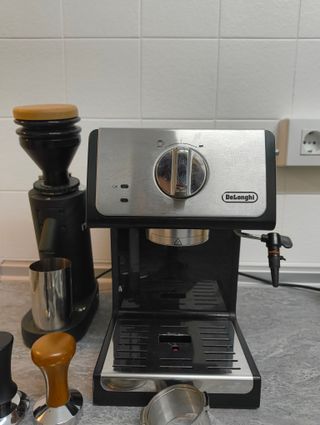 Kit Espresso DeLonghi ECP + molinillo ITOP 40