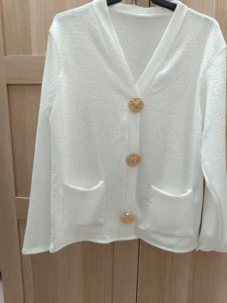 Chaqueta blanca con botones dorados Talla Única
