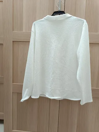 Chaqueta blanca con botones dorados Talla Única