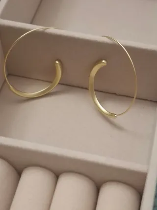 Pendientes Aro Modernos Dorado Mate