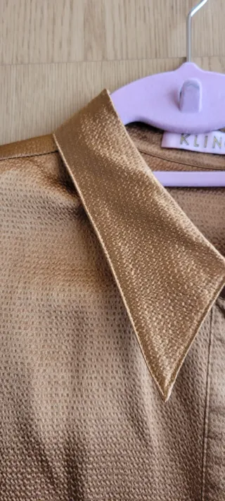 Vestido largo dorado