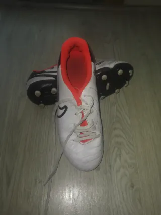 Botas de fútbol niño Nike