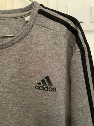 Sudadera Adidas Gris con Rayas Negras