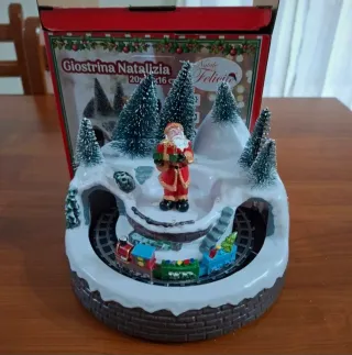 Giostrina Natalizia con trenino e luci