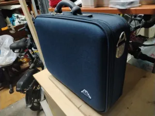 Valigetta lavoro/viaggio nera e grigia