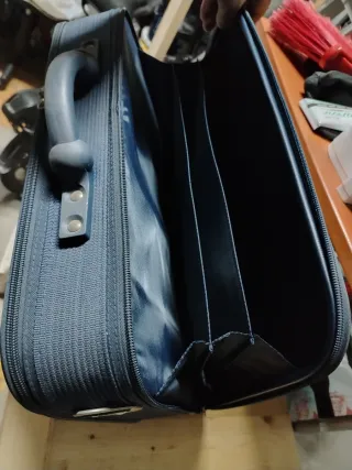 Valigetta lavoro/viaggio nera e grigia