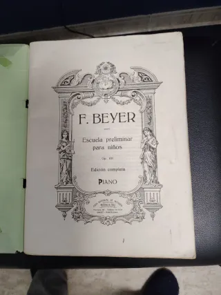 Libro Piano Beyer Escuela Preliminar Op. 101