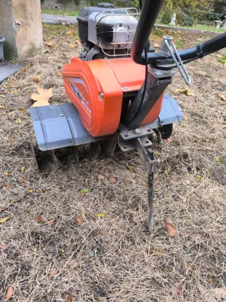 Motoazada Oleo-Mac MH180