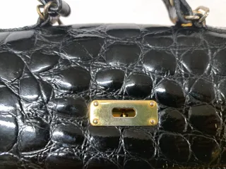 Bolso Piel Labrada Tipo Kelly Negro