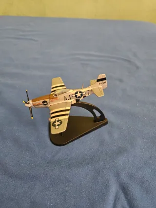 Modellino Aereo P-51D Mustang
