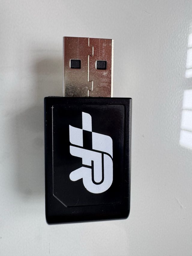 Volante FR-TEC Hurricane MKII con Pedales