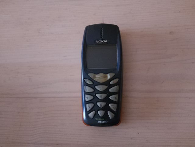 TELÉFONO MÓVIL NOKIA 3510 PARA PIEZAS