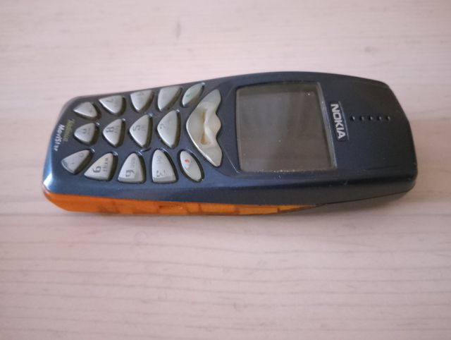 TELÉFONO MÓVIL NOKIA 3510 PARA PIEZAS