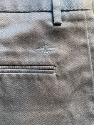 Pantalones Dockers Grises