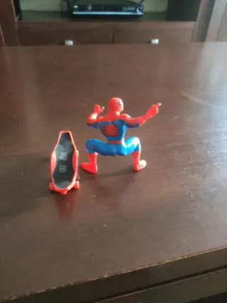 Figura Spiderman con Patineta