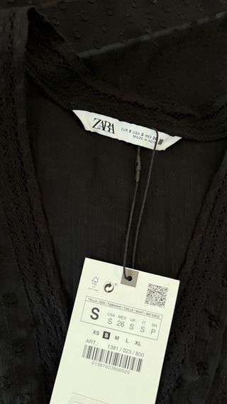 Blusa Negra Plumeti nueva con etiqueta