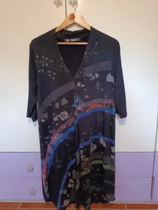 Vestido Desigual Negro. Talla XL