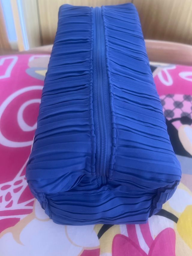 Neceser Adolfo Domínguez Azul