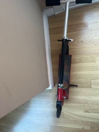 Monopatín infantil con ruedas luminosas