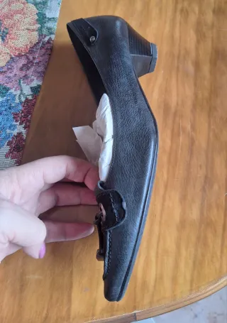 Zapatos de tacón negros