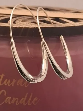 Pendientes Aro Plata y Negro Modernos