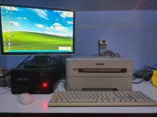 Ordenador Completo + Impresora Brother de Tóner