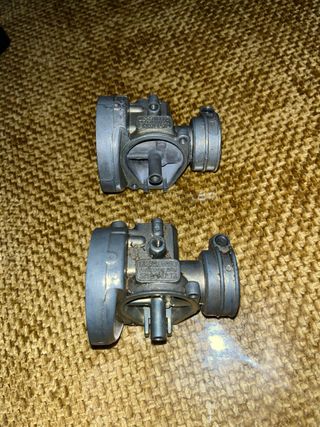 Dos Carburadores Dell'Orto SHA V-12-12