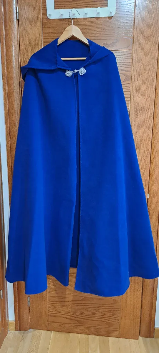 Conjunto Vestido medieval azul con plateado