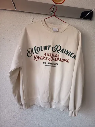 Sudadera Bershka Mount Rainier Blanco / Beige