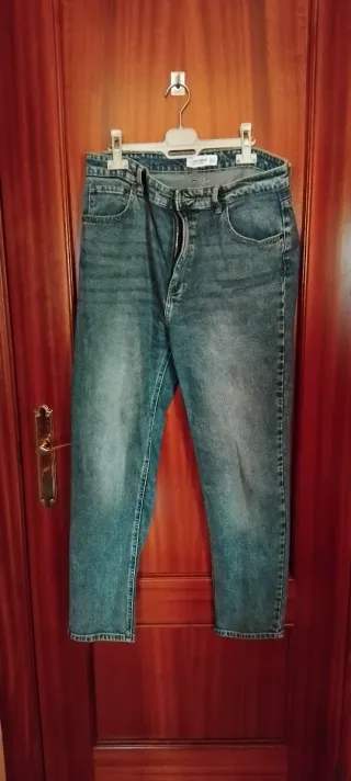 Pantalón vaquero azul talla 42