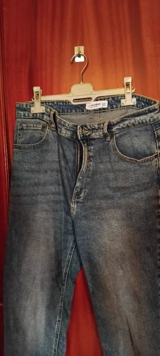 Pantalón vaquero azul talla 42