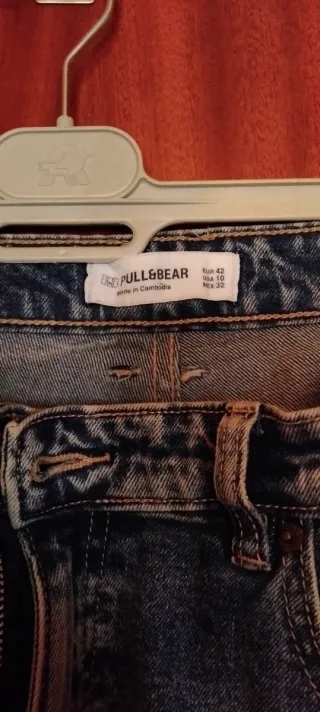 Pantalón vaquero azul talla 42
