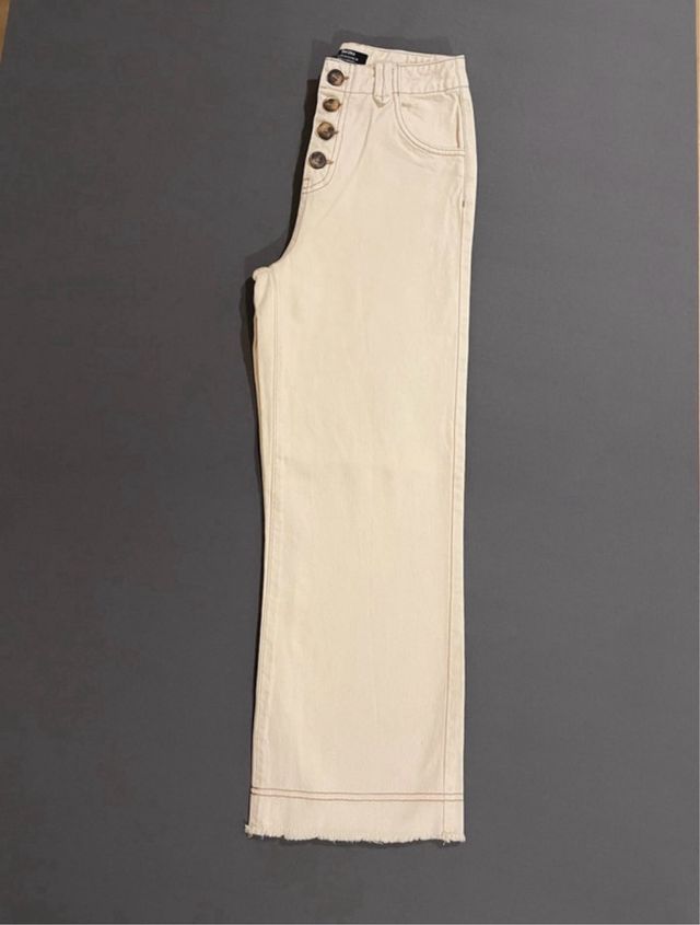Pantalón Bershka crema Talla 36
