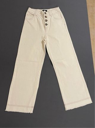 Pantalón Bershka crema Talla 36