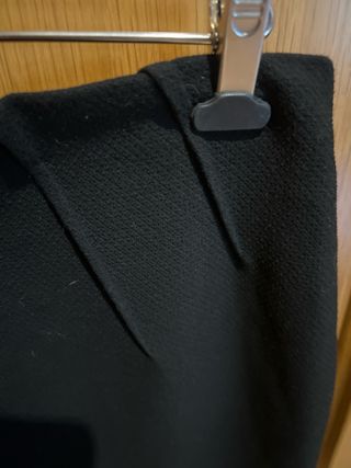 Falda negra elegante