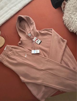 Conjunto Nike Sudadera y Pantalón Rosa Nuevo
