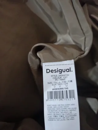 Mochila y bandolera Desigual beige