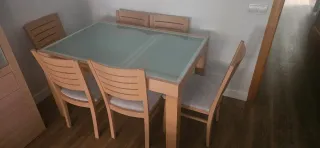 Mesa comedor extensible y 6 sillas