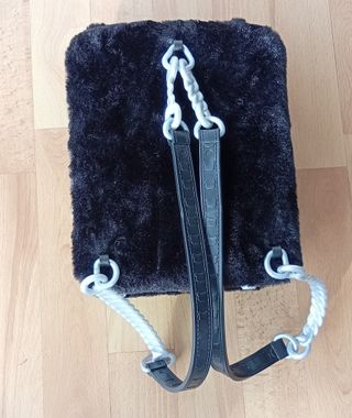 Muñeca Na Na Na Surprise Black Kitty Mochila