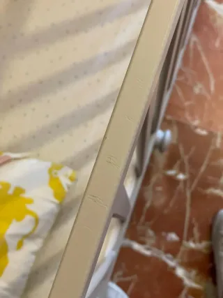 Cuna IKEA gris GONATT 60x120 con cajones