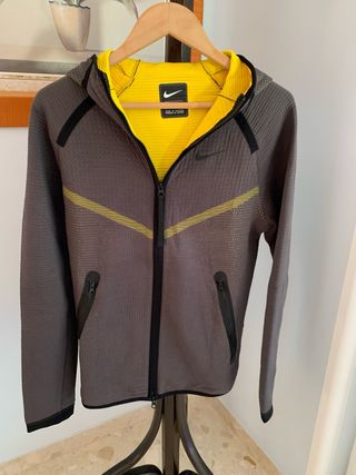 Sudadera NIKE con Capucha