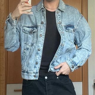 Cazadora vaquera oversize azul claro