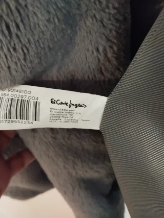 Chaquetón de pelo gris