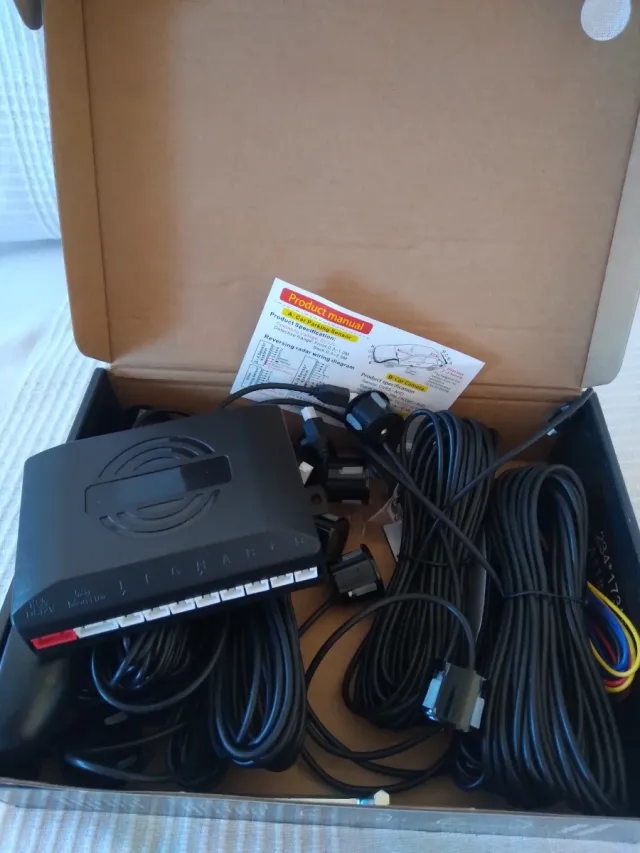 Sensores de aparcamiento delanteros y traseros