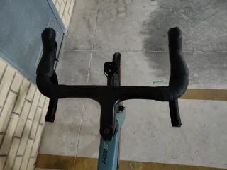 Bicicleta Gravel Superior GRX 11v