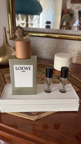 Set Perfume Aire de Loewe con dos mini perfumes