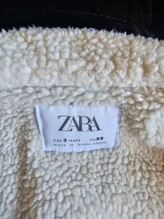 Casaco de ganga com gola e forro de pêlo Zara